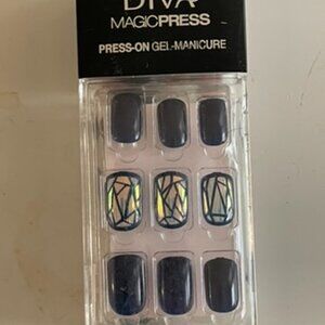 Dashing Diva Press nails